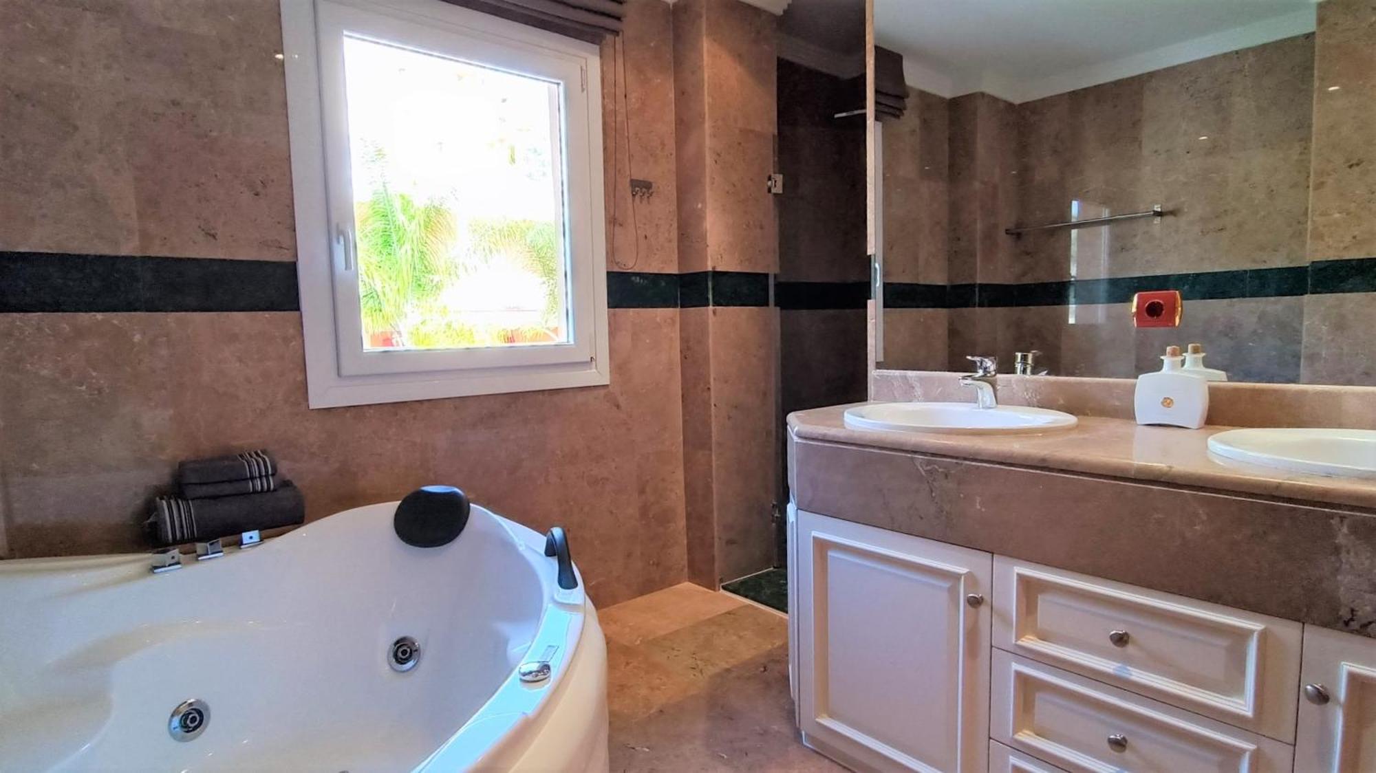Lovely Duplex Penthouse With Spectacular Sea View Apartamento Marbella